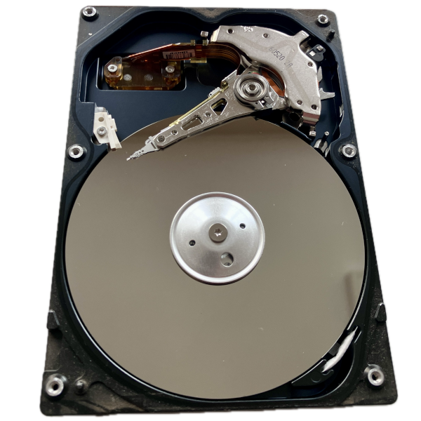 datora cietais disks